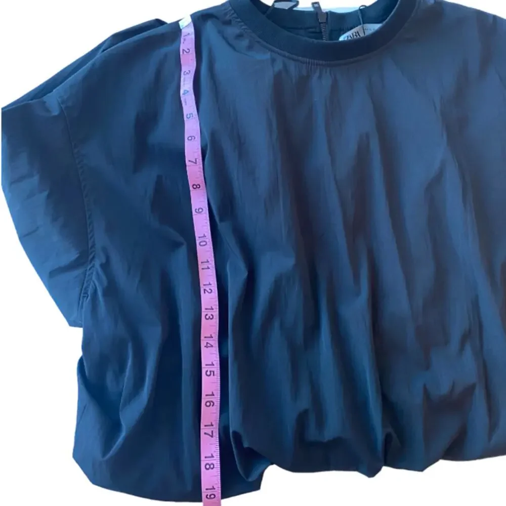 Zara Slightly Cropped Black Shirt -Size XL - Picture 6 of 9